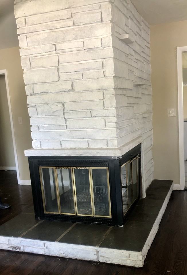 3925 W Good Hope Rd - Photo 3 of 3