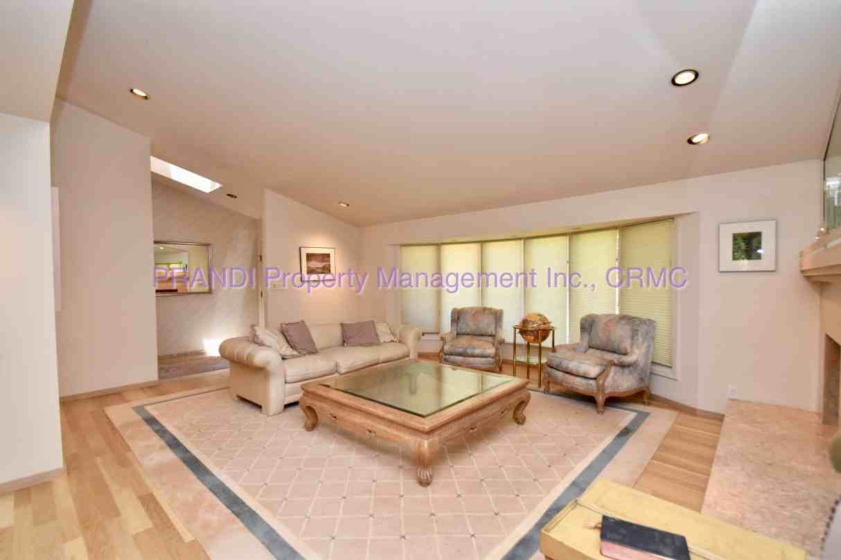 65 Green Valley Ct - Photo 2 of 22