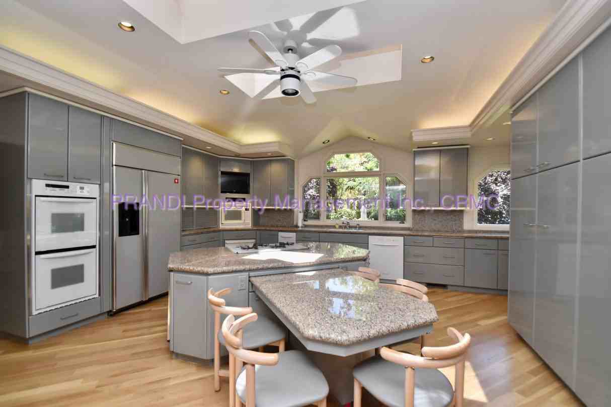 65 Green Valley Ct - Photo 3 of 22