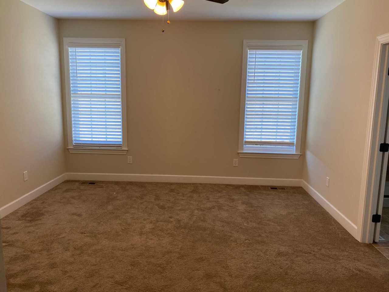 11 Blackstone Ct - Photo 2 of 9