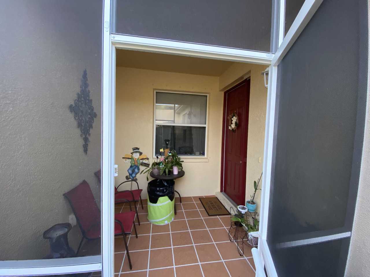 7228 Cleopatra Dr - Photo 3 of 10