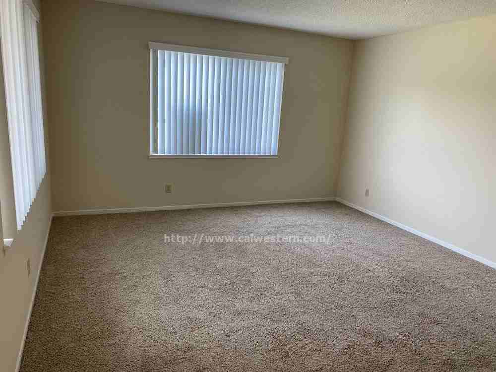 1275 Mary Lee Way - Photo 2 of 11