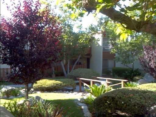 3707 Country Club Dr #09