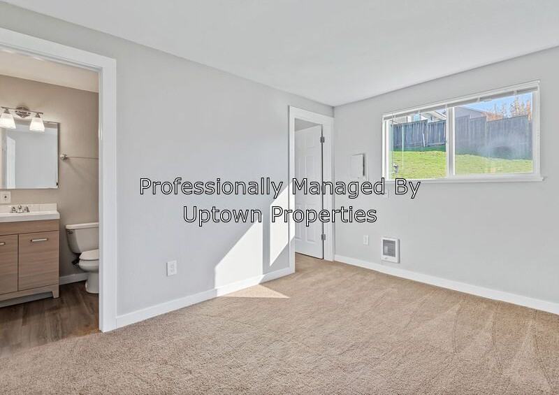 6836 N Richmond Ave - Photo 2 of 2
