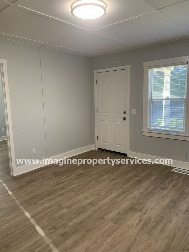 914 Pacific St - Photo 2 of 30