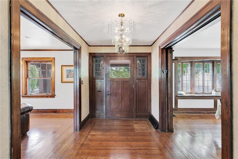 504 Eastern Ave - Photo 3 of 25