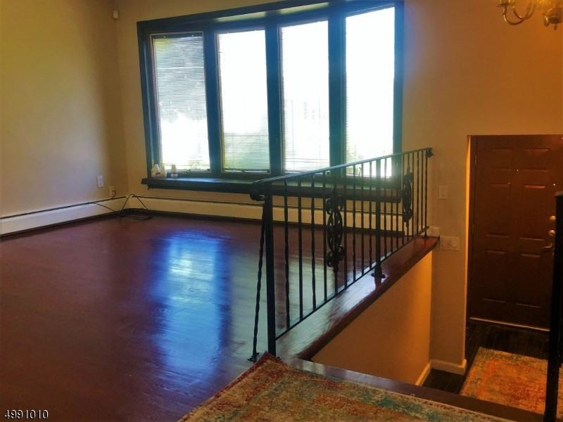 18 Swift Ct - Photo 3 of 21