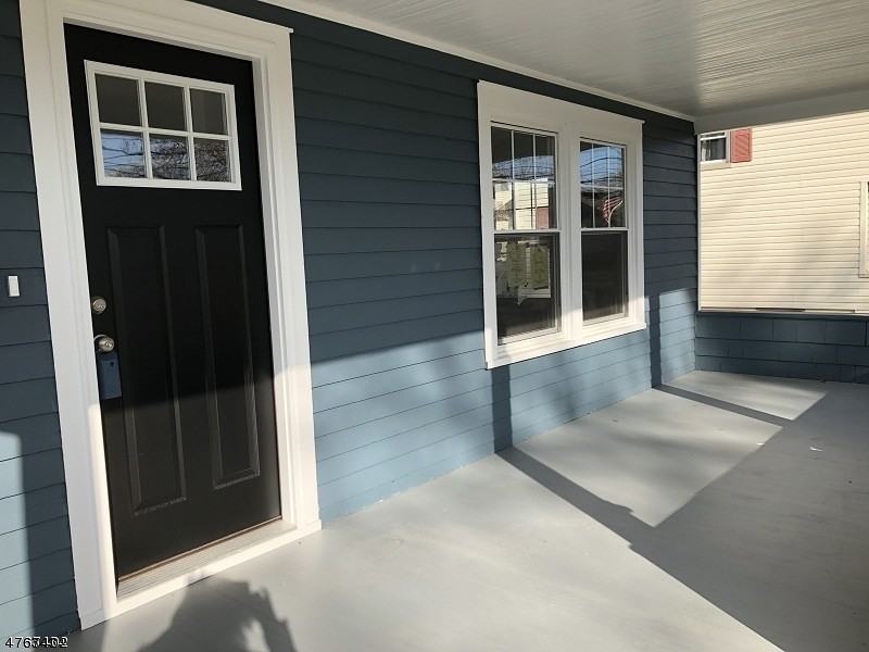 18 Oak Ave - Photo 2 of 13