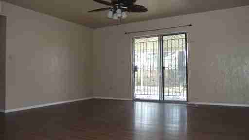 10813 Sun Terrace Ave - Photo 2 of 10