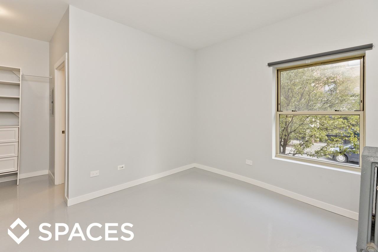 4700 N Racine Ave #313 - Photo 2 of 11