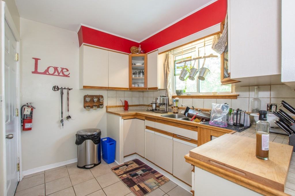 1814 5th Street Louth - Photo 3 of 12