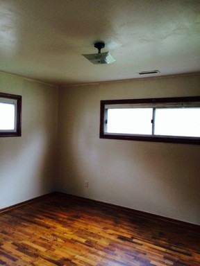 1610 Elmrow Dr - Photo 3 of 8