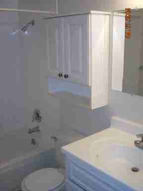 3228 Edgewood Dr - Photo 3 of 6