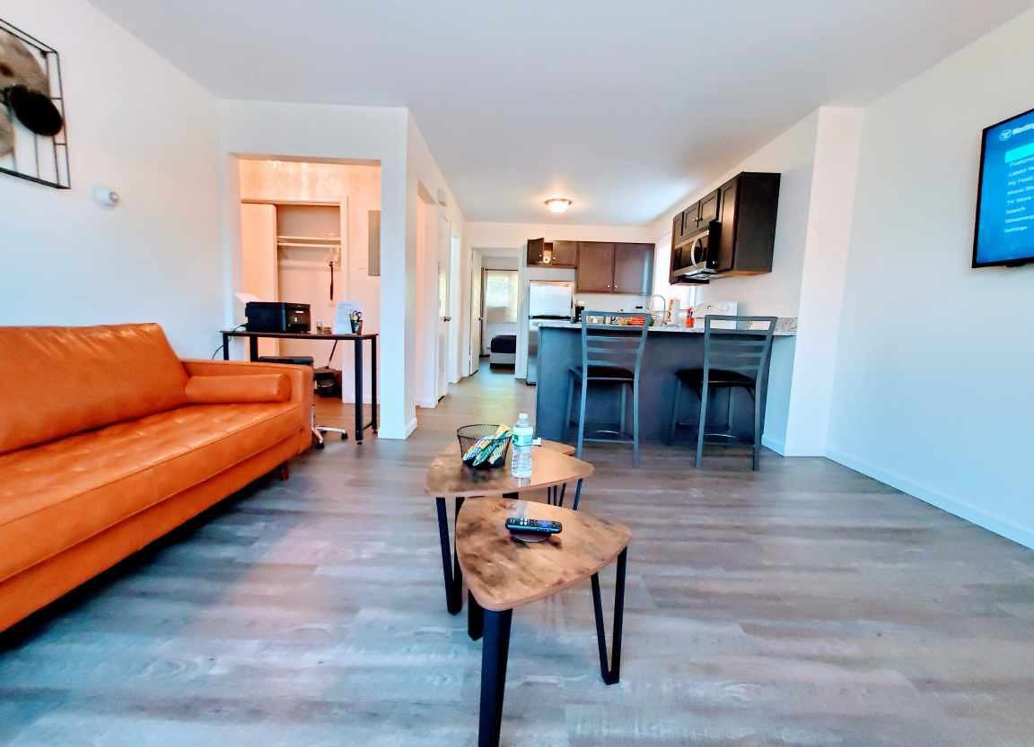 Webster Hill Suites - Photo 2 of 21