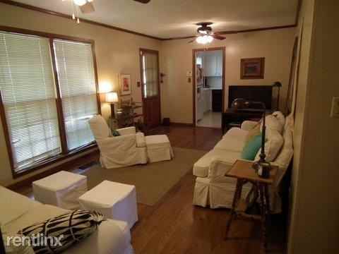 608 Hagood St - Photo 3 of 10