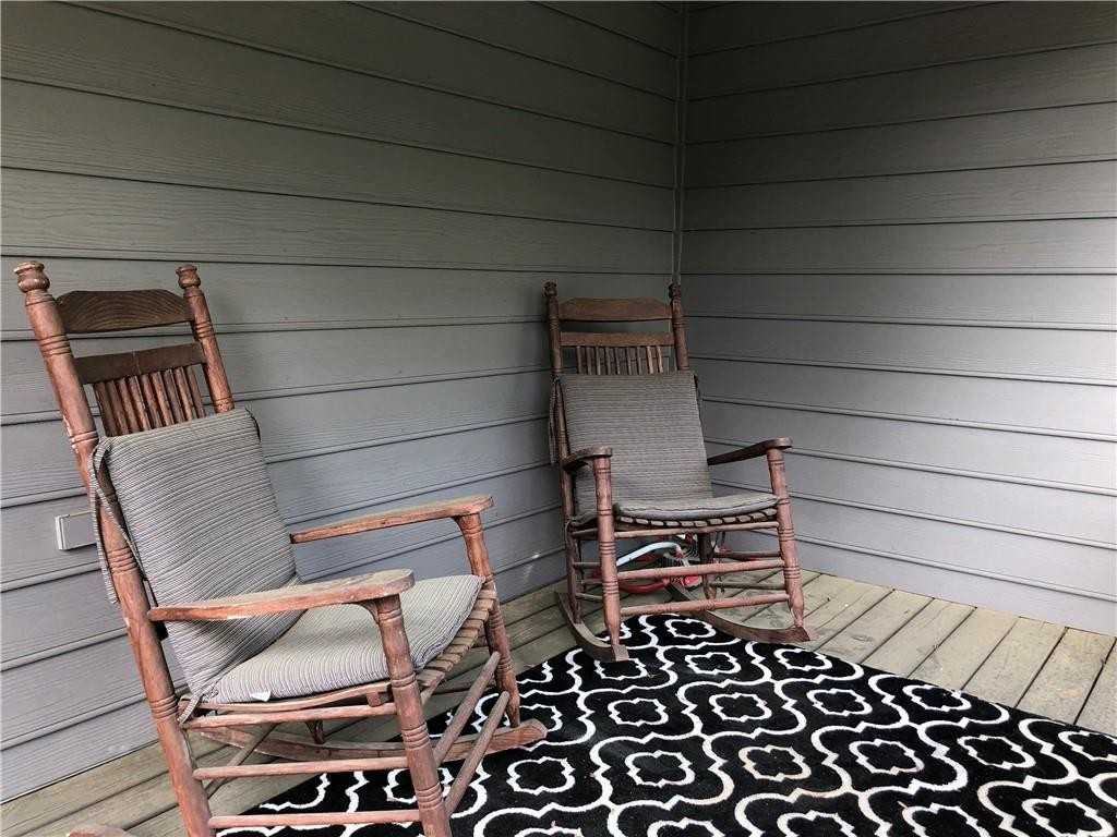 141 Ridley Ln - Photo 2 of 20