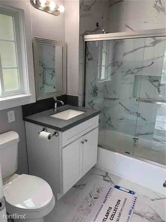 257 E Marker St - Photo 2 of 12