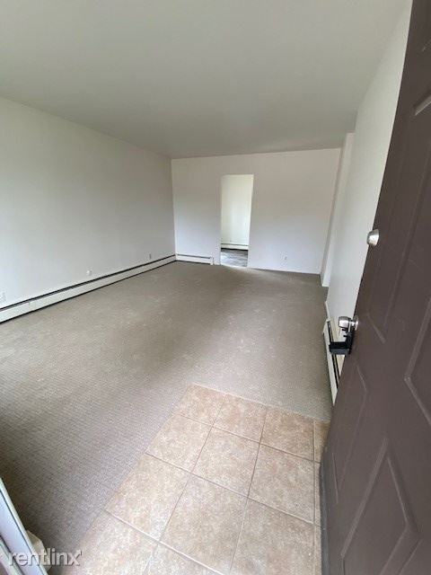 1131 Mchugh St - Photo 2 of 16