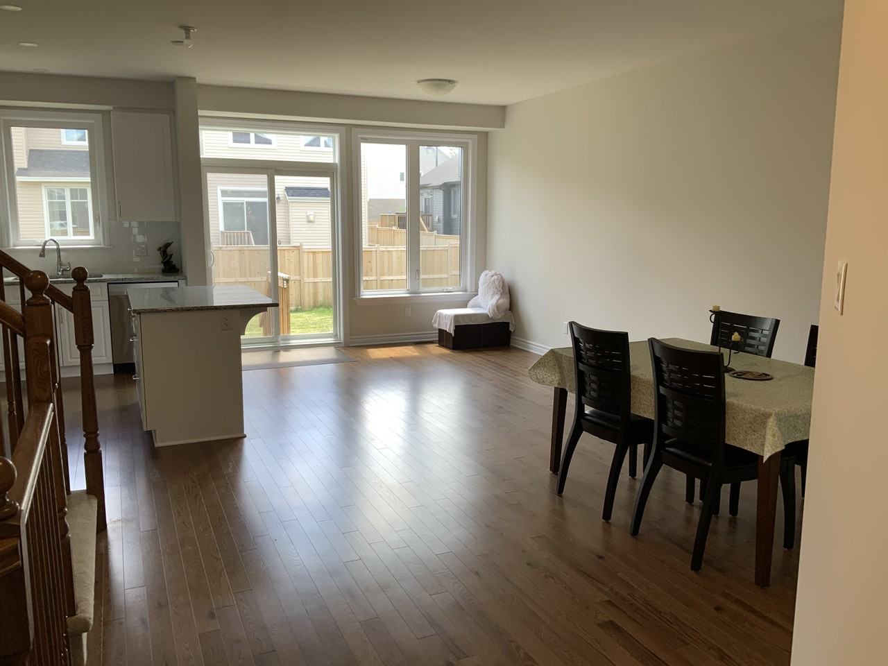 802 Indica St - Photo 3 of 11