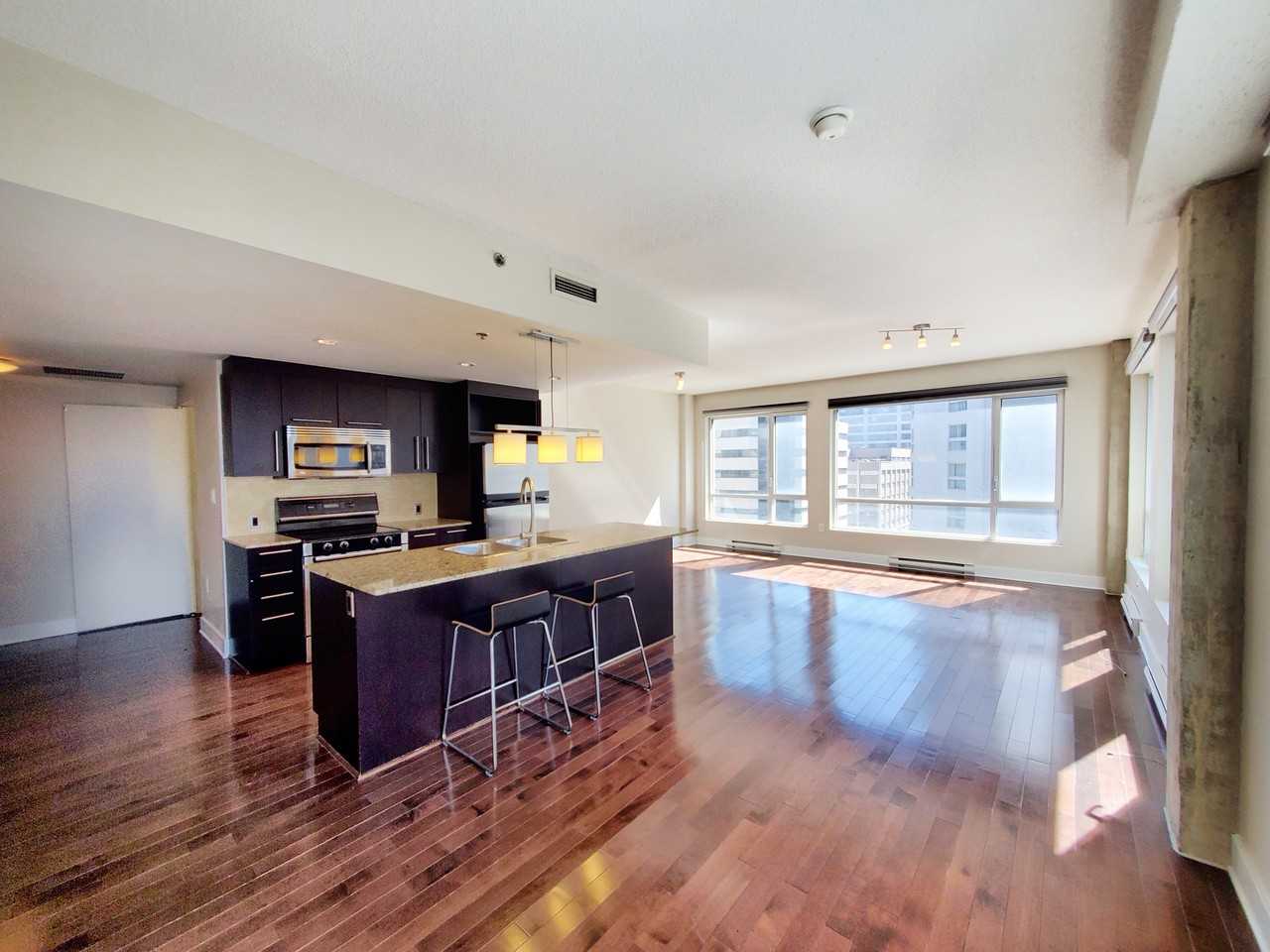 441 Avenue du Président-Kennedy #1605 - Photo 2 of 11