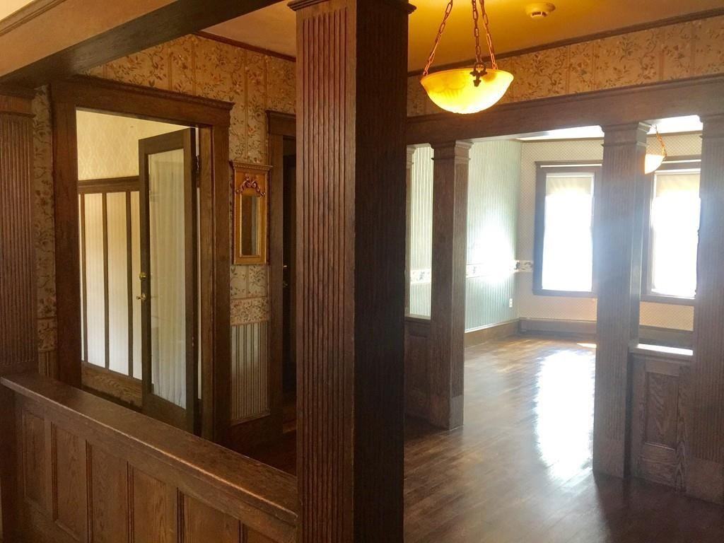 61 Crystal St Unit 2 - Photo 2 of 12