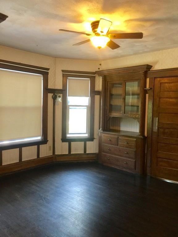 61 Crystal St Unit 2 - Photo 3 of 12