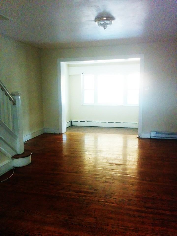 216 N 6th St - Photo 2 of 12