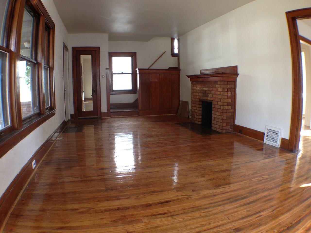 1824 Collins Ave SE - Photo 2 of 14