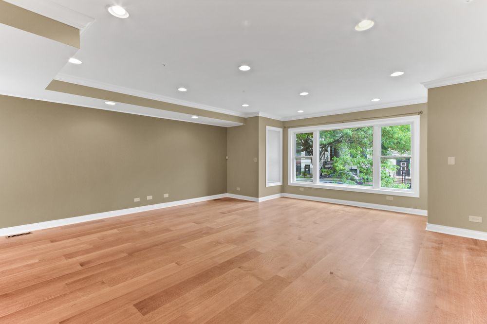 3352 S Giles Ave - Photo 3 of 28