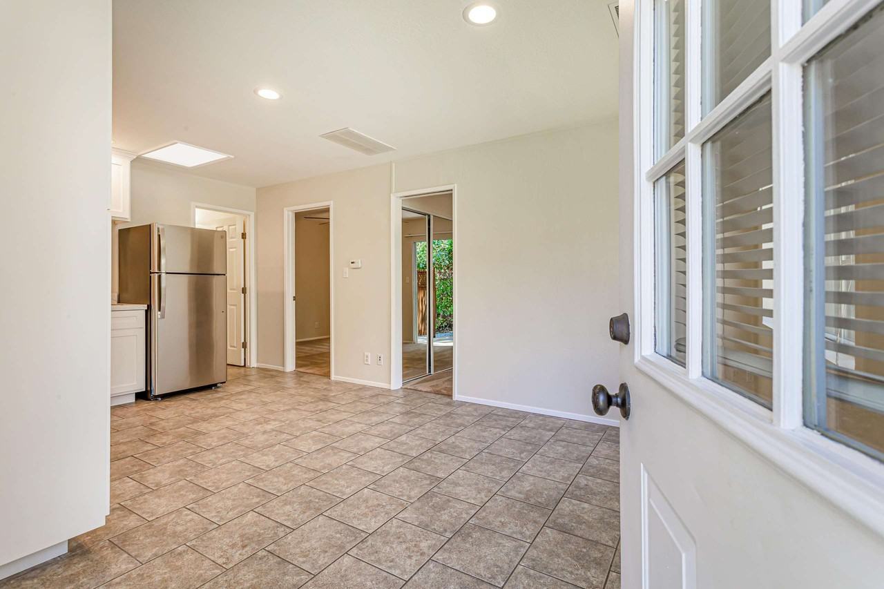 560 Beresford Avenue #A - Photo 3 of 20