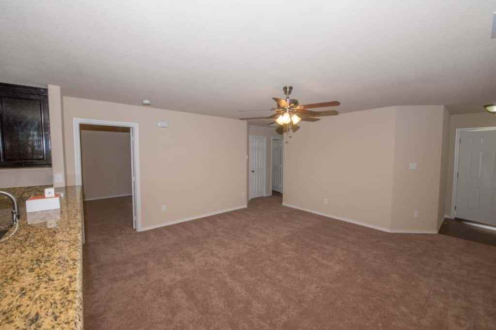 1704 Wickham Dr - Photo 3 of 15