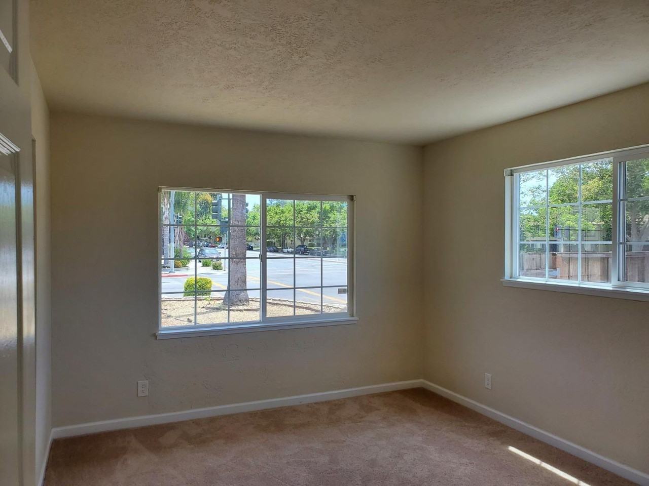 2055 Hikido Dr - Photo 3 of 15