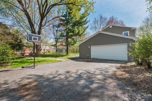 830 Winmoor Dr - Photo 2 of 24