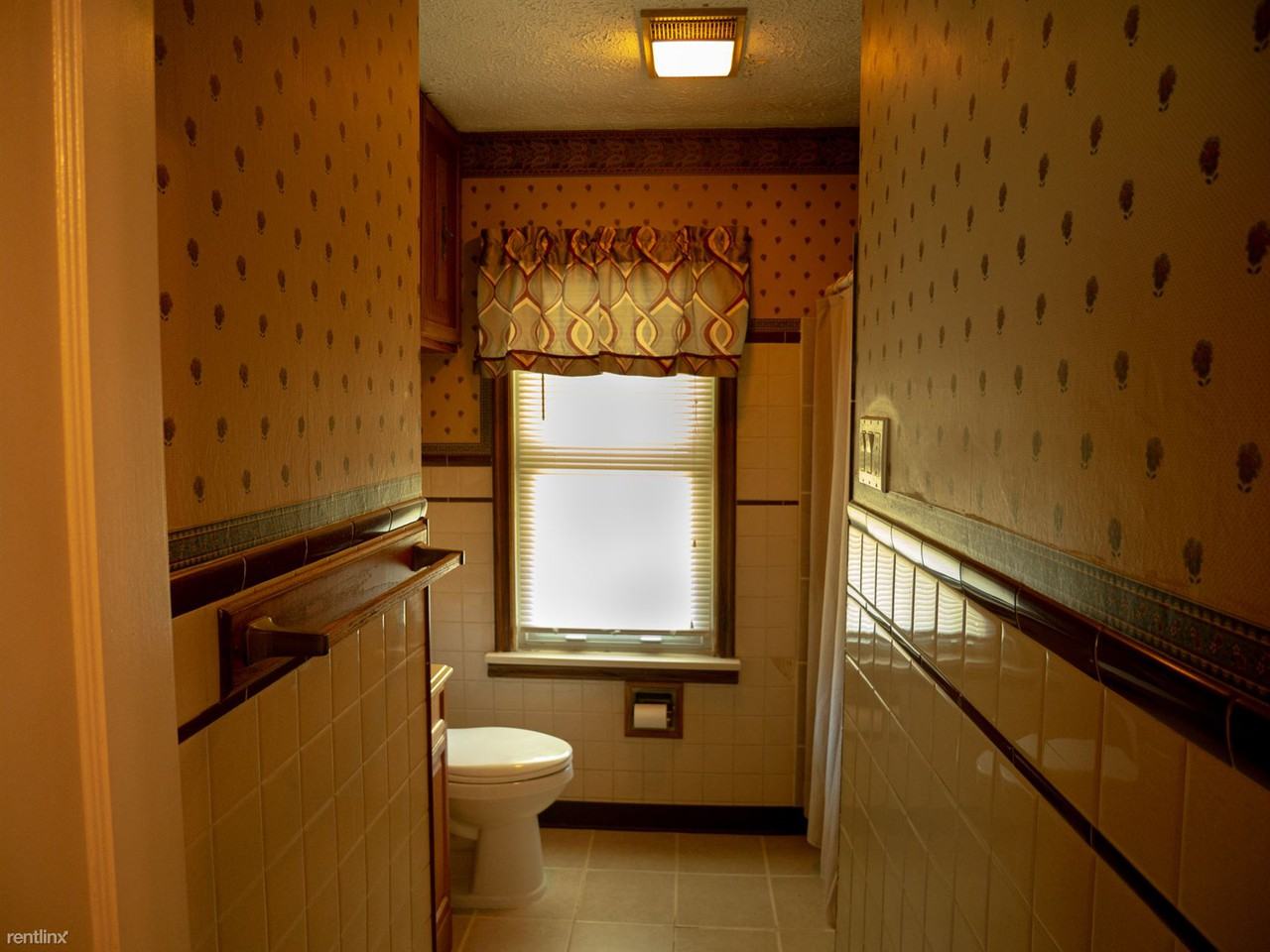 71 Woodrow Ave - Photo 3 of 7