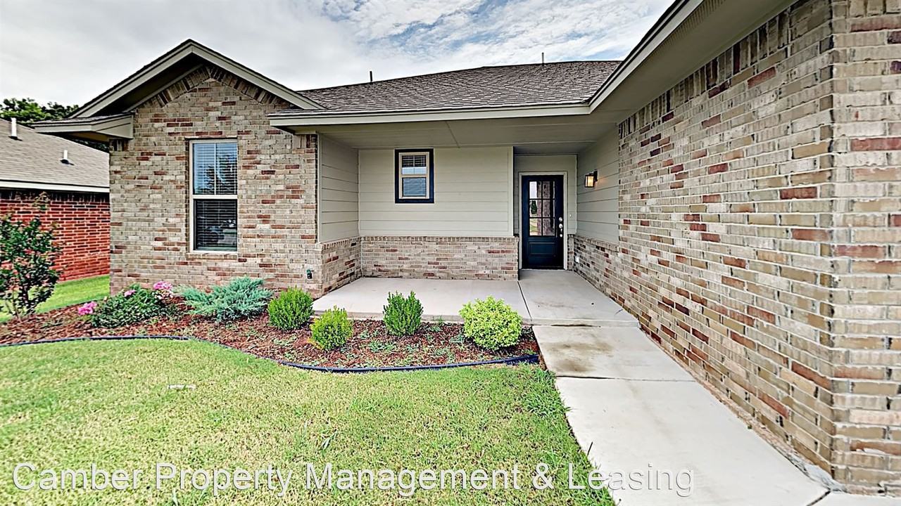 4617 Wagner Lake Dr - Photo 2 of 21