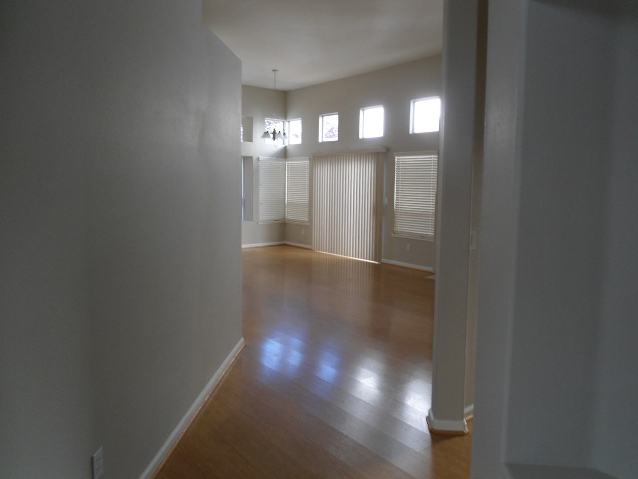 1619 Palatia Dr - Photo 2 of 10