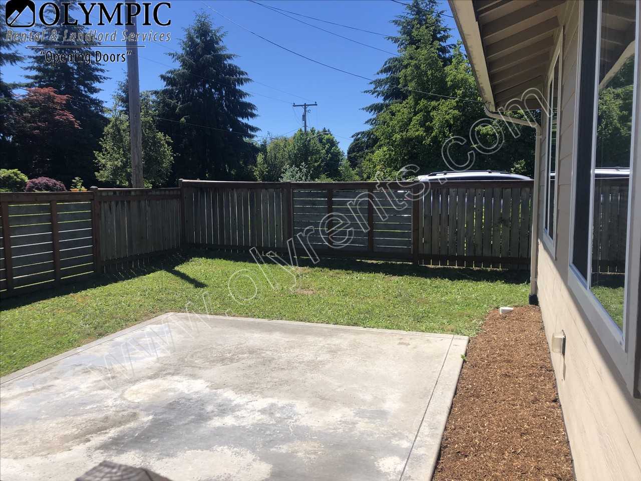 1934 Olympia Ave Ne - Photo 2 of 12