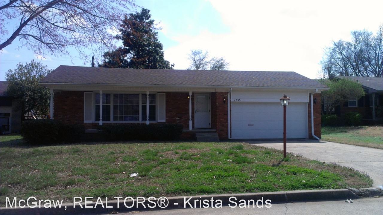 1536 E 60th St - Photo 2 of 14