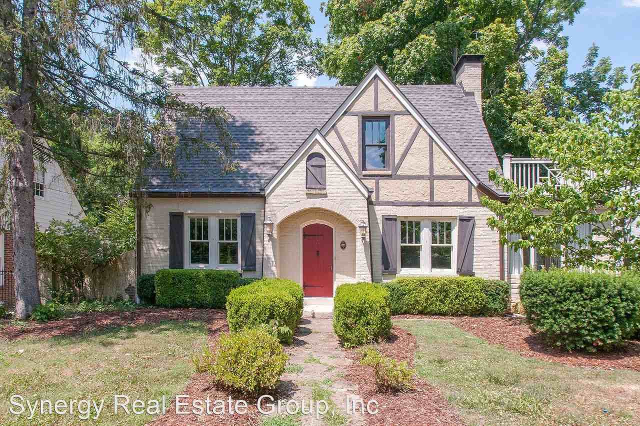 151 Windsor Dr - Photo 3 of 40