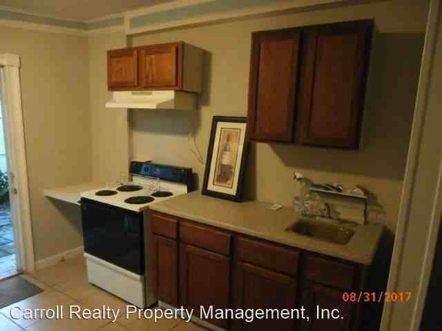 1208 Emory Dr #B - Photo 2 of 8