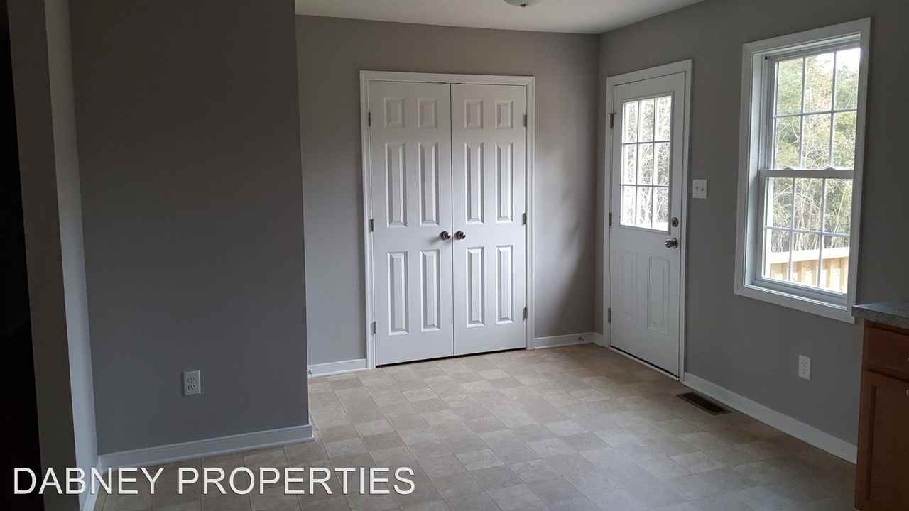 11031 Genito Rd - Photo 3 of 17