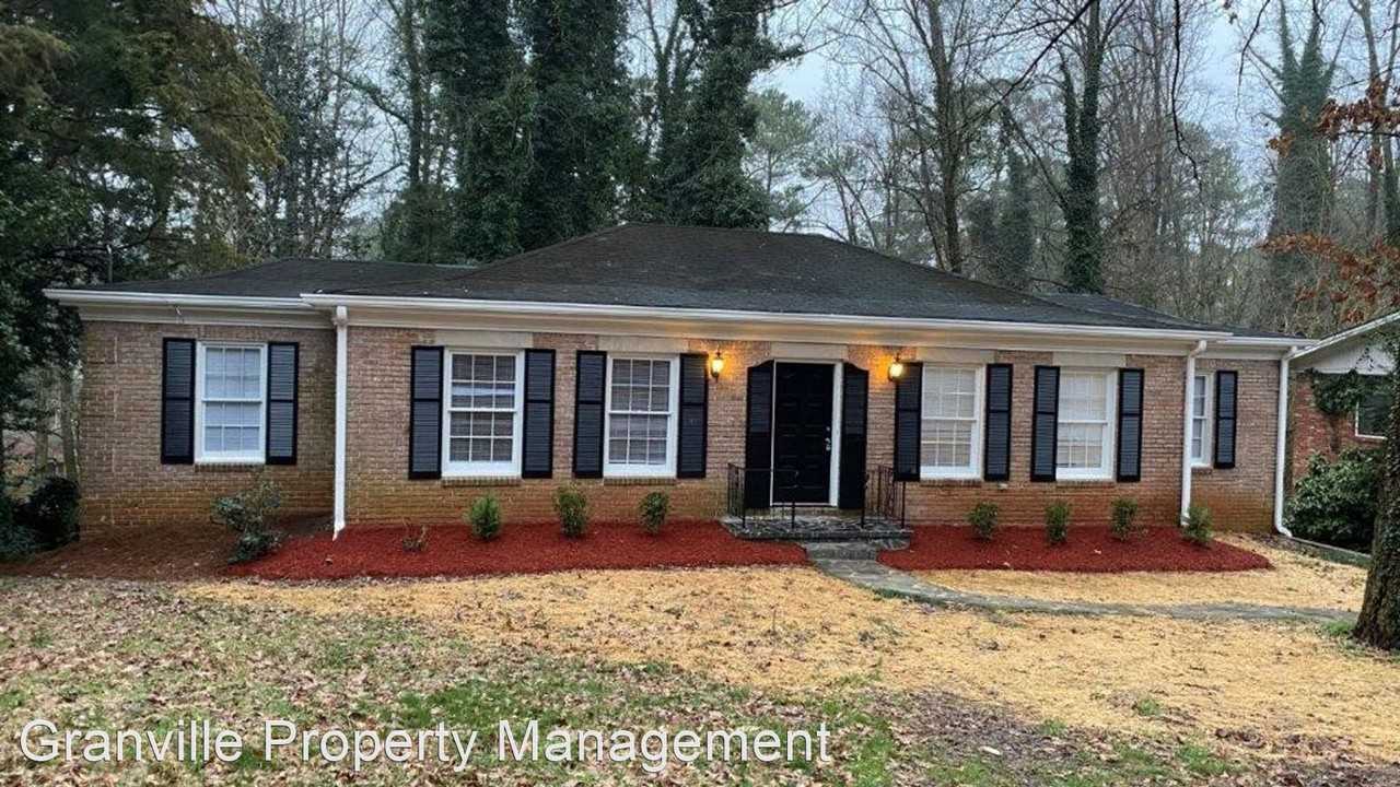 469 Creekview Dr, Stone Mountain, GA 30083 3 Bedroom House for Rent for