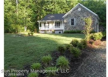 113 Waring Dr - Photo 2 of 14
