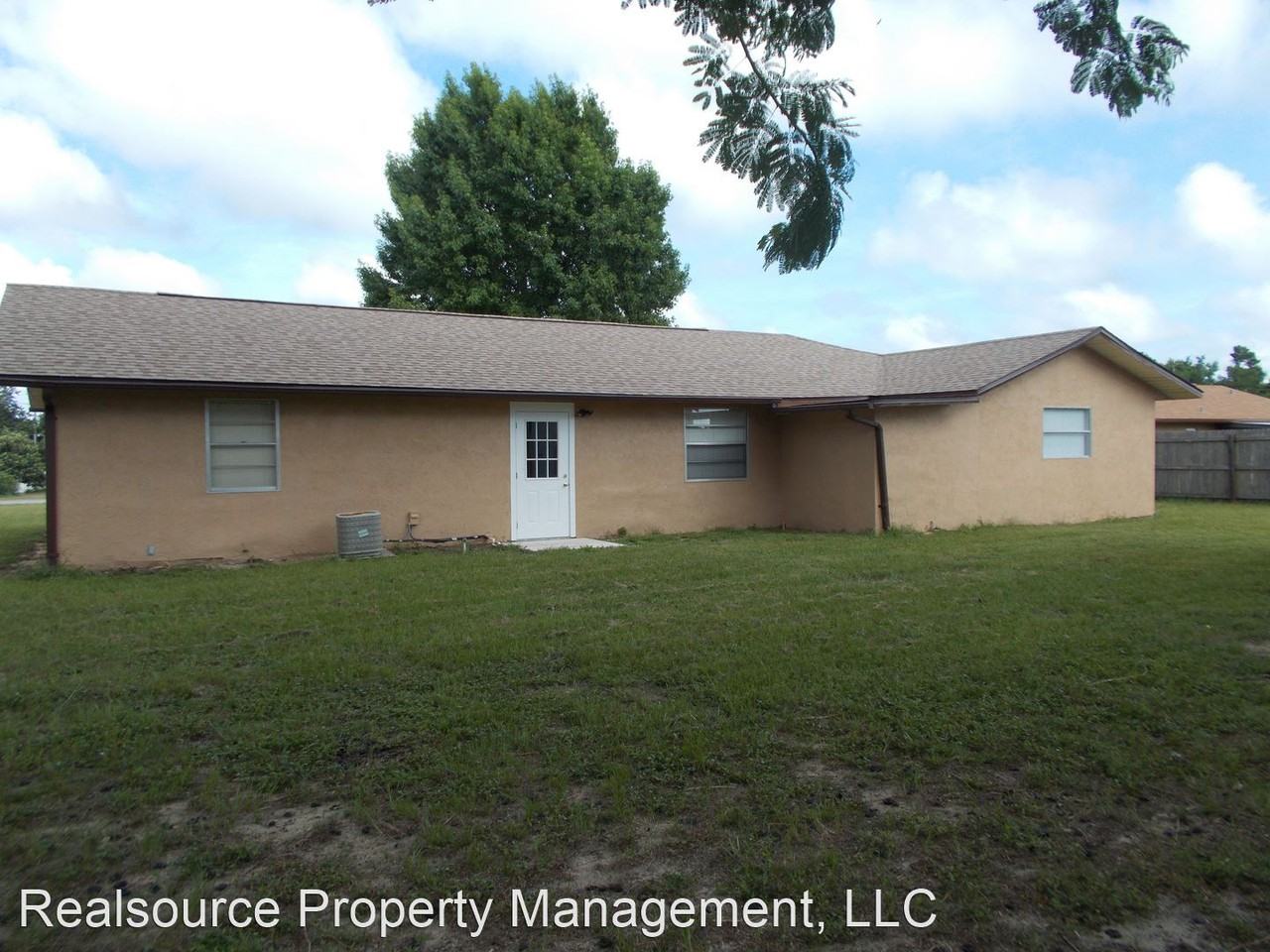 34306 Lakeland Ave - Photo 3 of 16