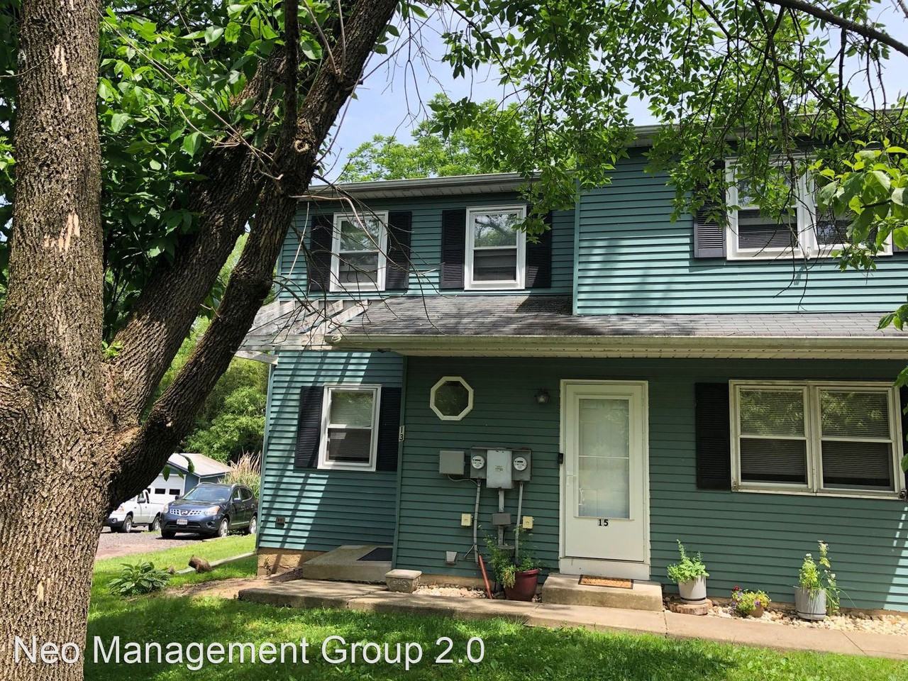 13 Winard Cir - Photo 2 of 17