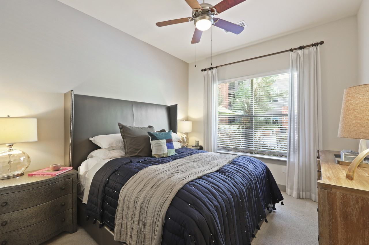 Gables Speer Blvd - Photo 5 of 20