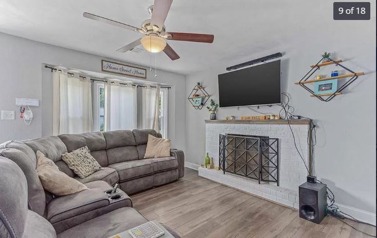 3236 Troy Lane - Photo 3 of 5