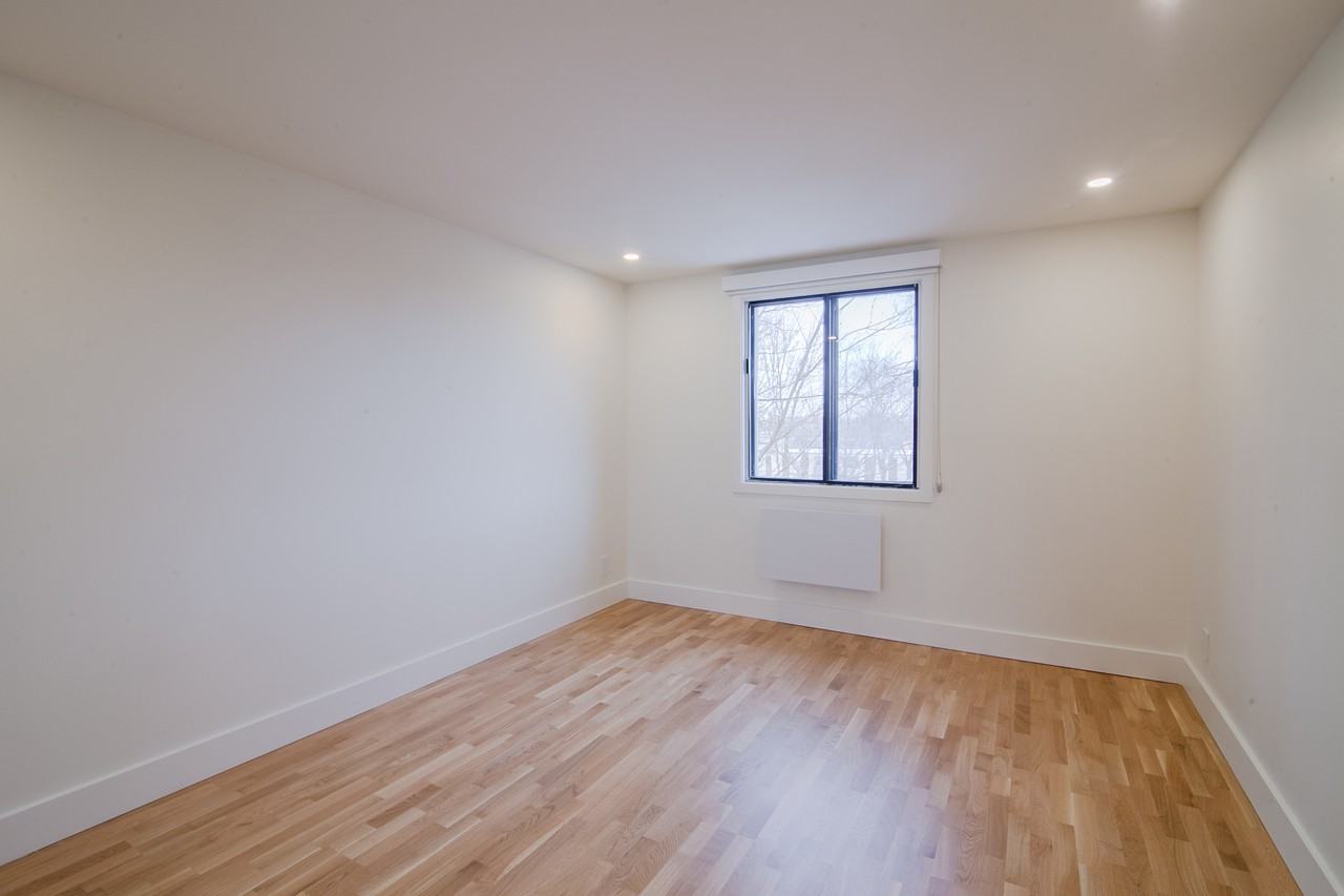 1530 Avenue Filion #519 - Photo 2 of 6
