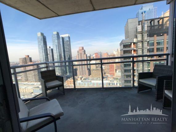 W 37th St #30E - Photo 6 of 12