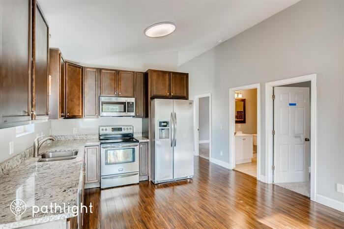 141 4th Ave S - Photo 2 of 6